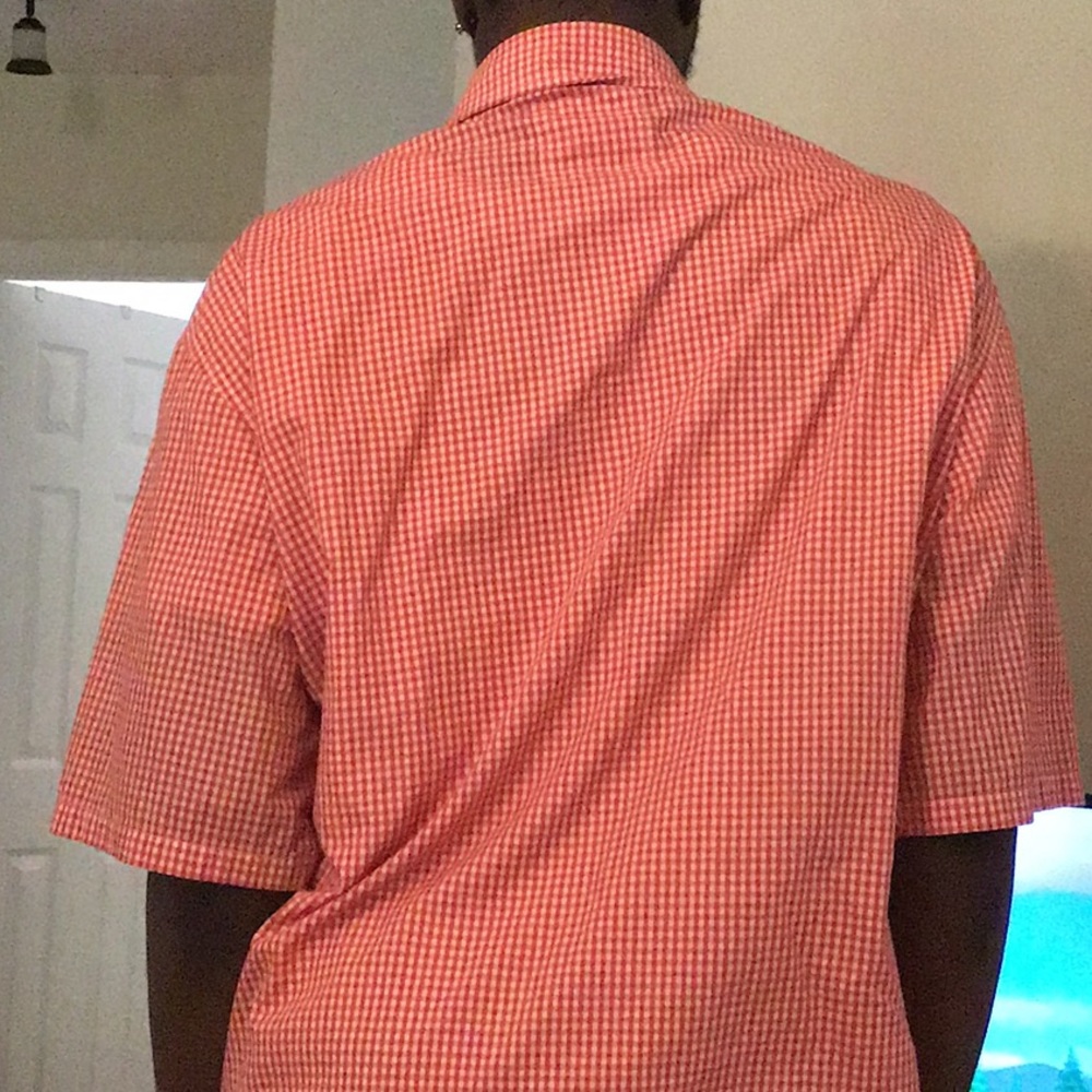 Collar button down